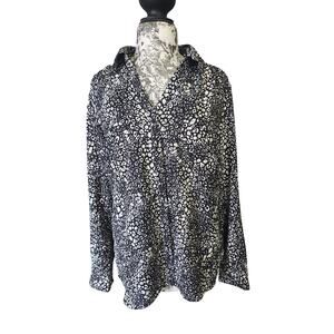 Jaclyn Smith Button Up Long Sleeve/Roll Tab Sleeve Shirt Top Black & White XL